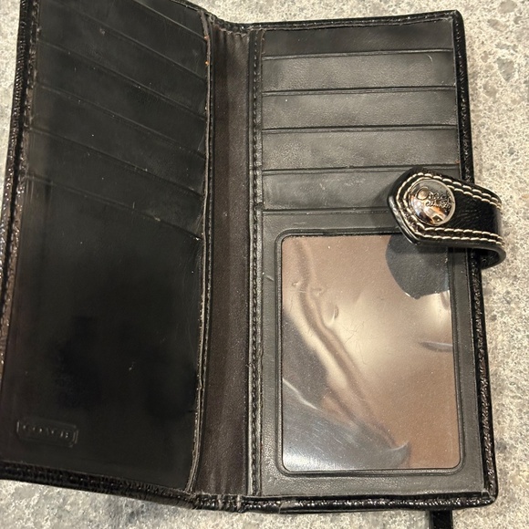 Coach Signature C Canvas Crossbody and matching wallet - Picture 12 of 16